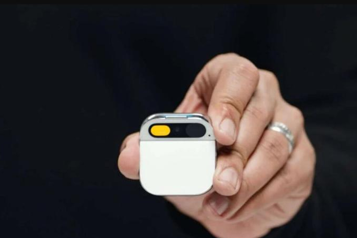 Humace, Apple, pin con Inteligencia Artificial, Red Latina